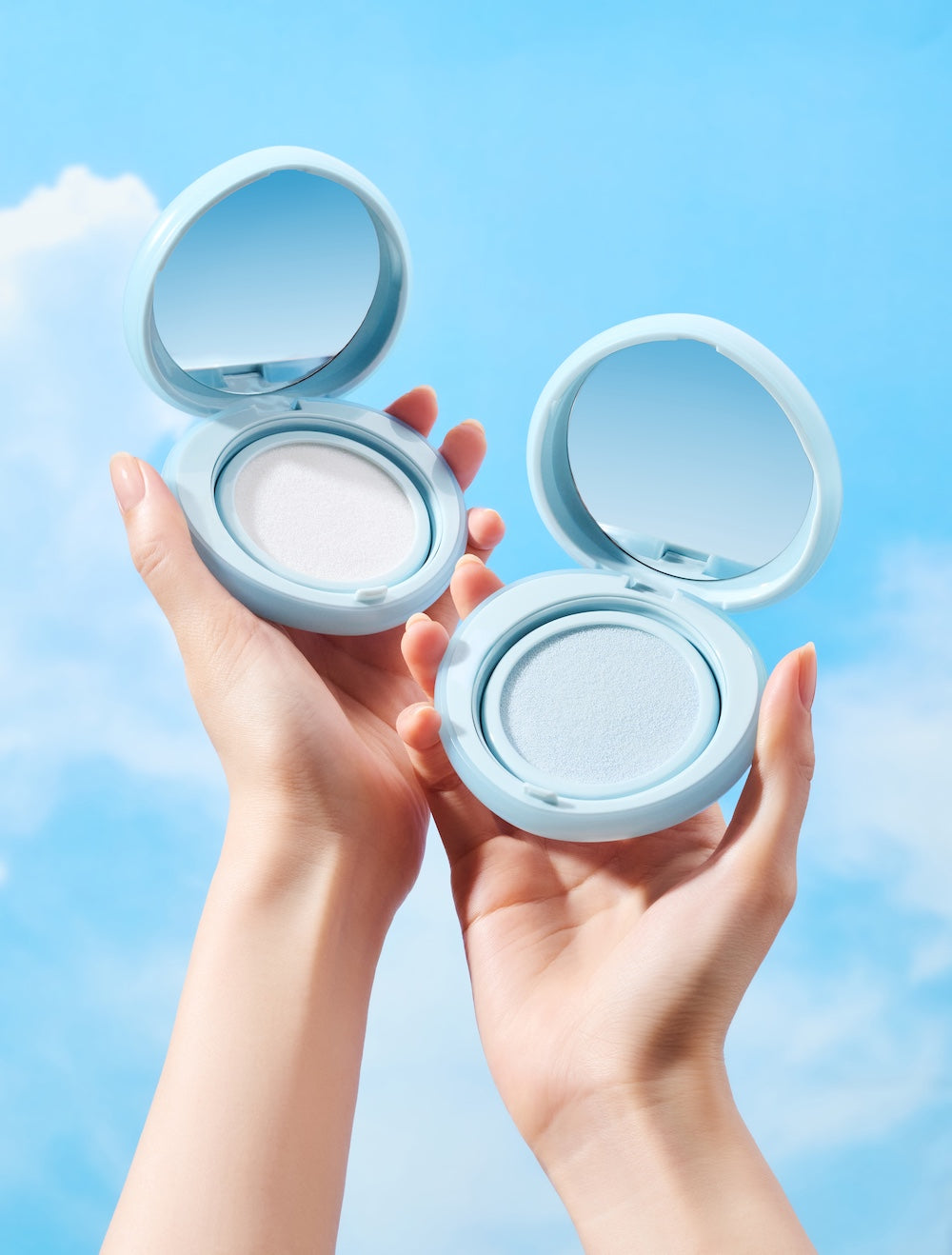 TOCOBO Blur Finish Sun Cushion 01 COTTON BLUE 13g - official product image 10