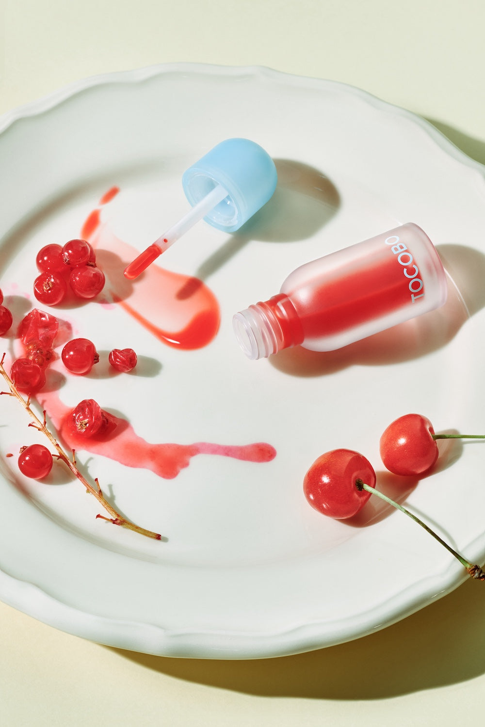 TOCOBO Juicy Berry Plumping Lip Oil 11 GLAM MAX HONEY LEMON 4g - official product image 26