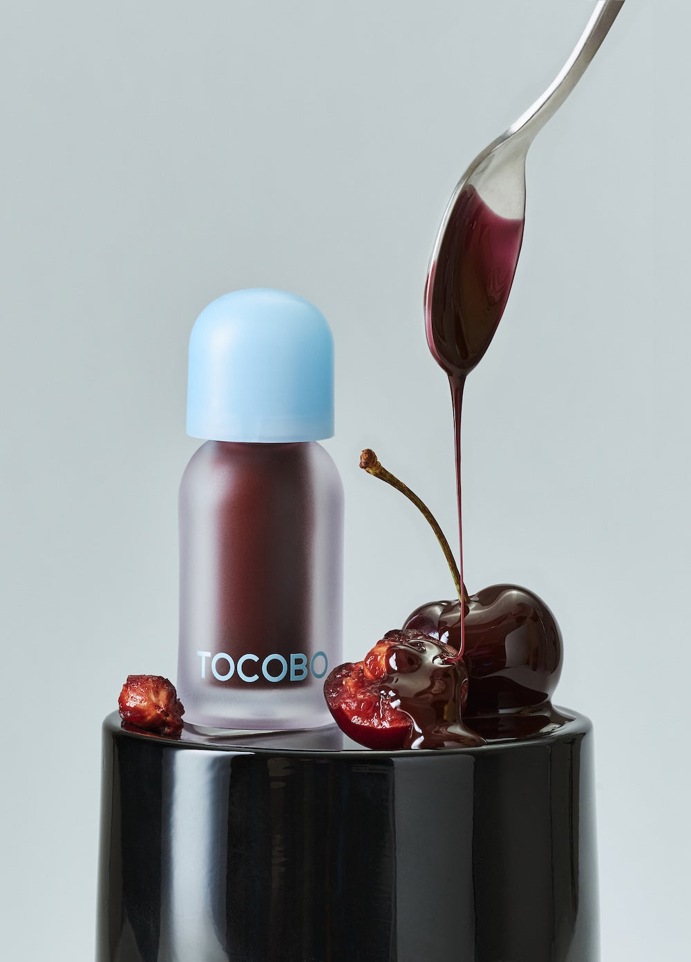 TOCOBO Juicy Berry Plumping Lip Oil 17 BERRY MILK 4g - official product image 20