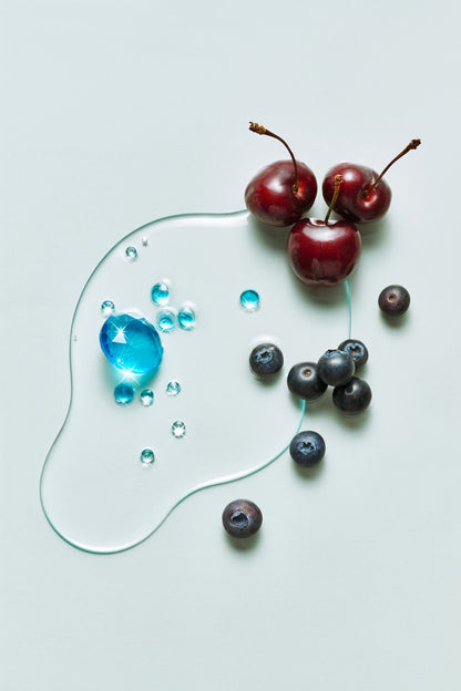 TOCOBO Juicy Berry Plumping Lip Oil 17 BERRY MILK 4g - official product image 24