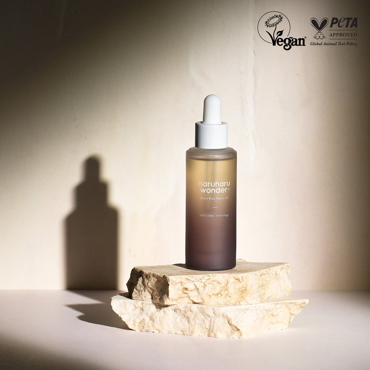Haruharu Wonder Black Rice Facial Oil — product image 7