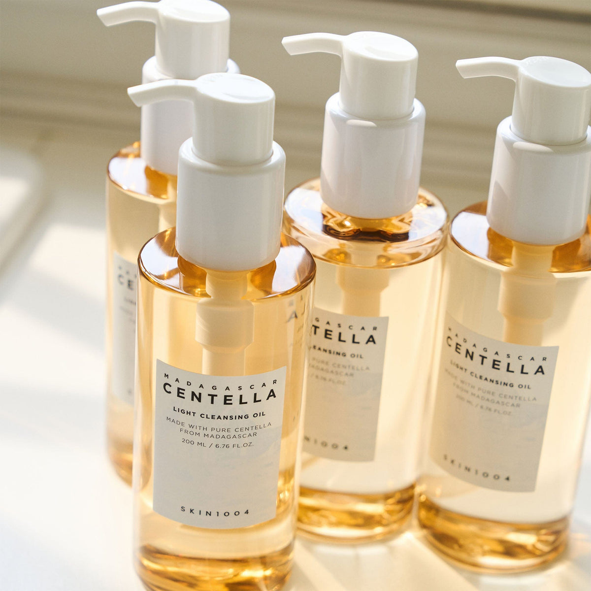 SKIN1004 Madagascar Centella Light Cleansing Oil — official product image 5