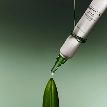 SKIN1004 Madagascar Centella Tea-Trica Spot Cream 20ml — official product image 3