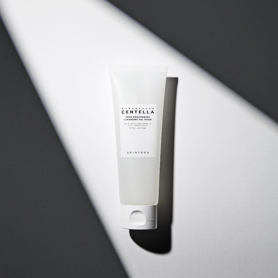 SKIN1004 Madagascar Centella Tone Brightening Cleansing Gel Foam 125ml — official product image 3