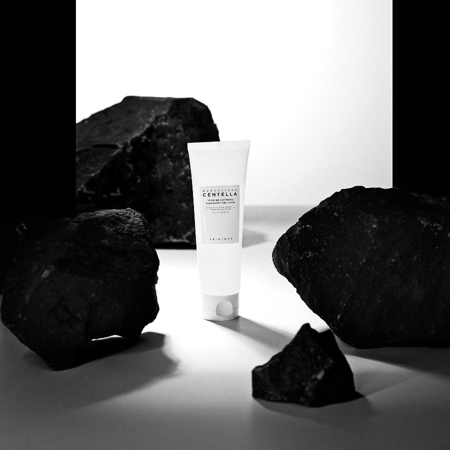 SKIN1004 Madagascar Centella Tone Brightening Cleansing Gel Foam 125ml — official product image 6