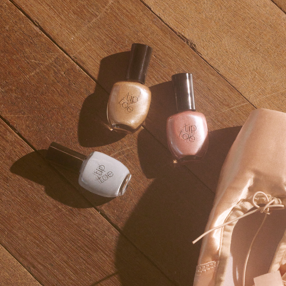 TIPTOE Nail Polish 303 Silver Shaker 10g — official product image 4